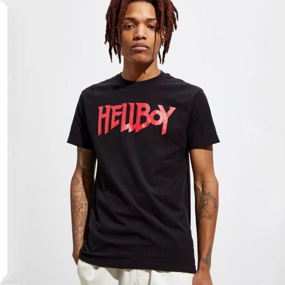 Hellboy HD Lionsgate Logo Tee Shirt Size S Black Sbort Sleeve 100% Cotton